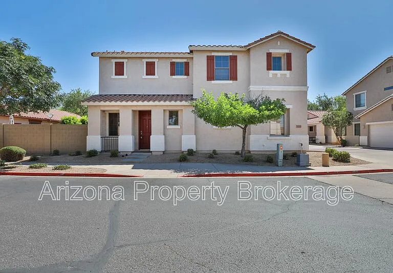 875 S Porter St — Photo 3