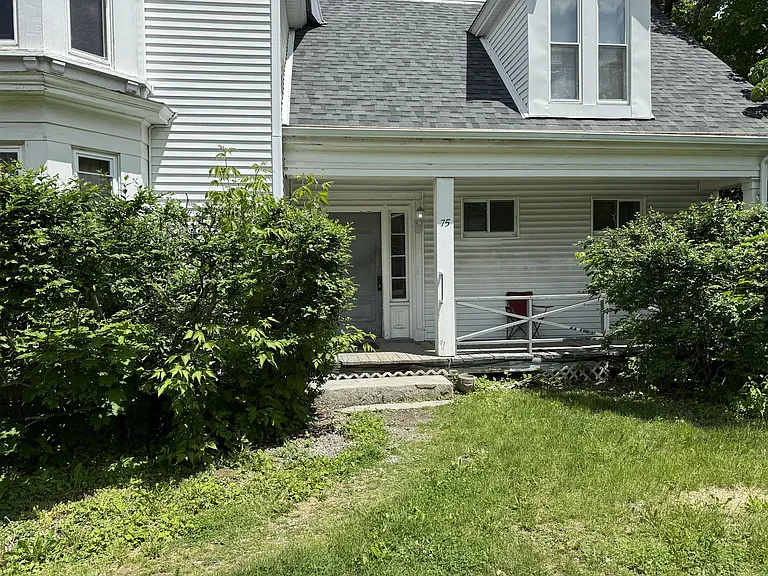 75 Ohio St — Photo 6