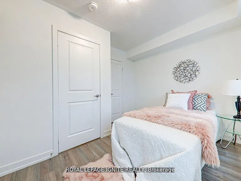 167 Downsview Park Blvd — Photo 19
