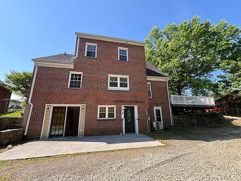 3479 Overbrook Dr — Photo 79
