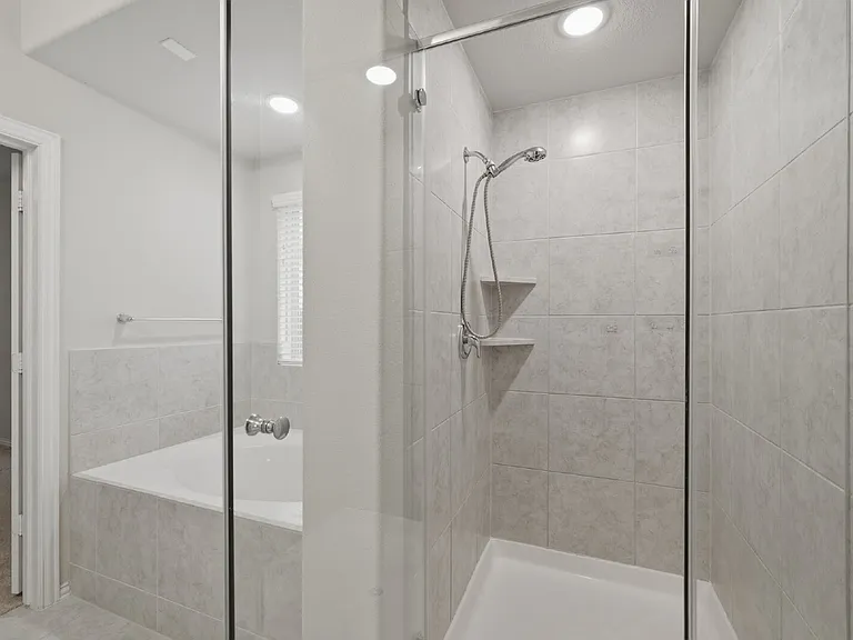 10602 Wagner St — Photo 20