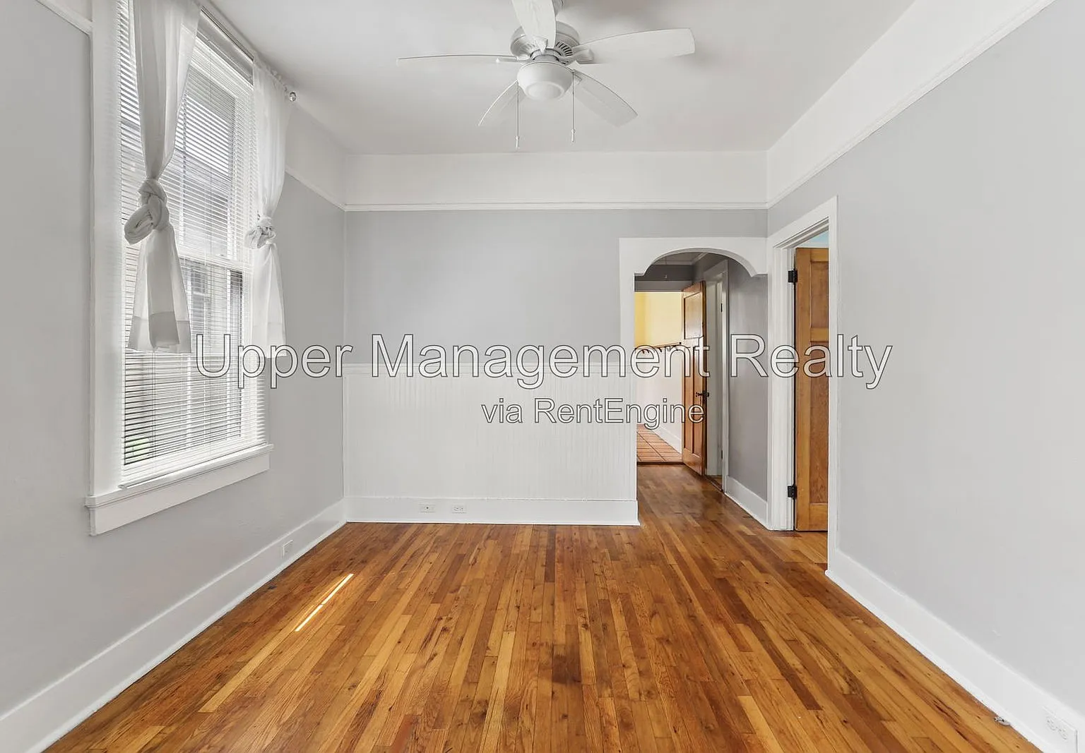 3 bed, 2.0 bath, 1368 sqft, $2,400 — Photo 4