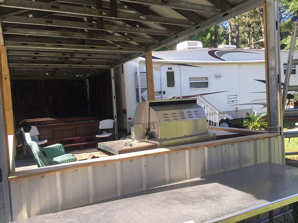 2nd image of 7032 Wayne St