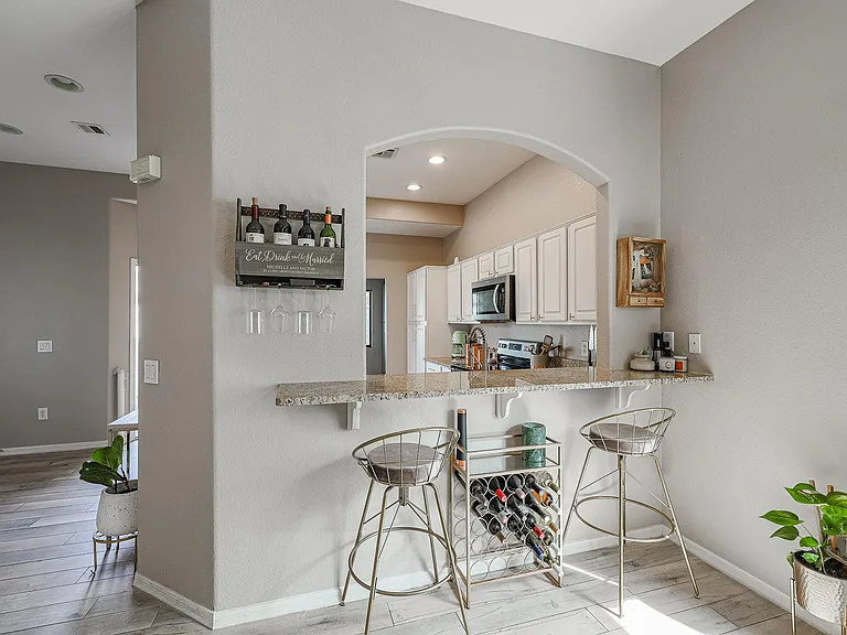 4533 N 22nd St #227 — Photo 8