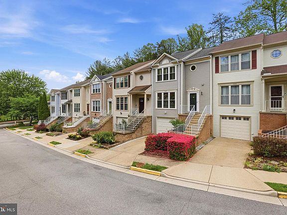 3rd image of 7293 Olde Lantern Way