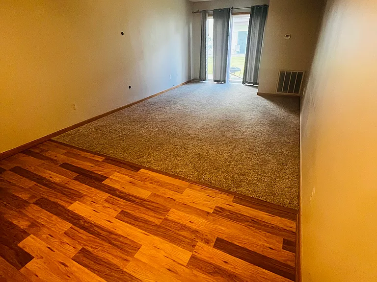 30158 Wedgewood Cir — Photo 3