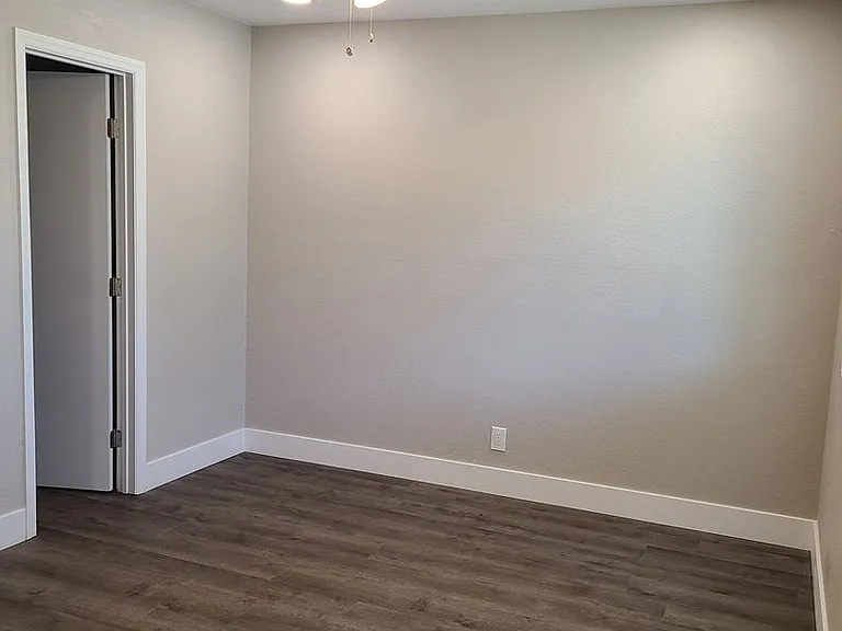 Cottonwood Townhomes Village — Photo 5