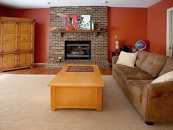 5th image of 12715 Brockway Dr