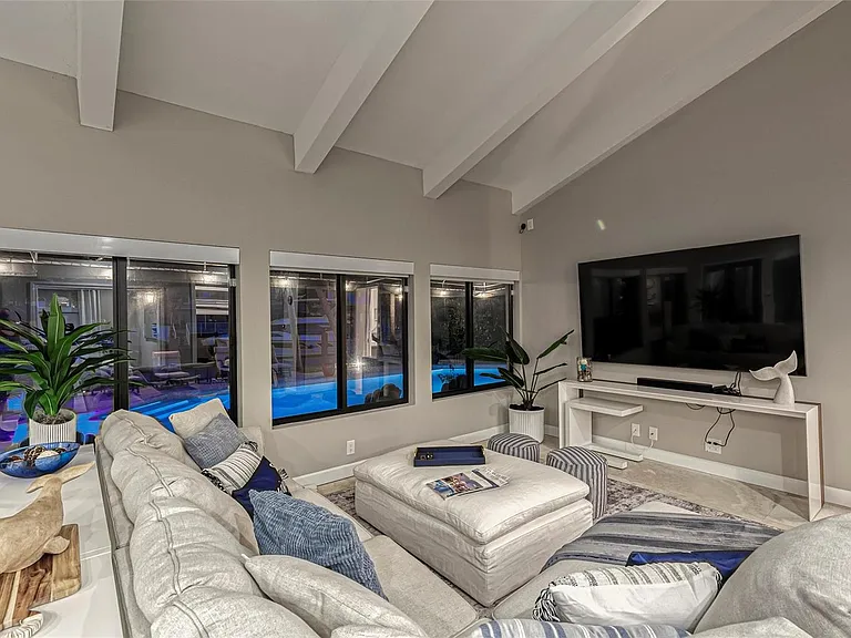 616 Riviera Isle Dr — Photo 31