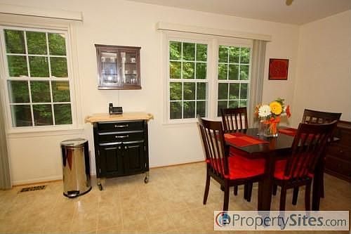5th image of 4803 Nash Dr