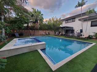 (Undisclosed Address), Fort Lauderdale, FL 33316