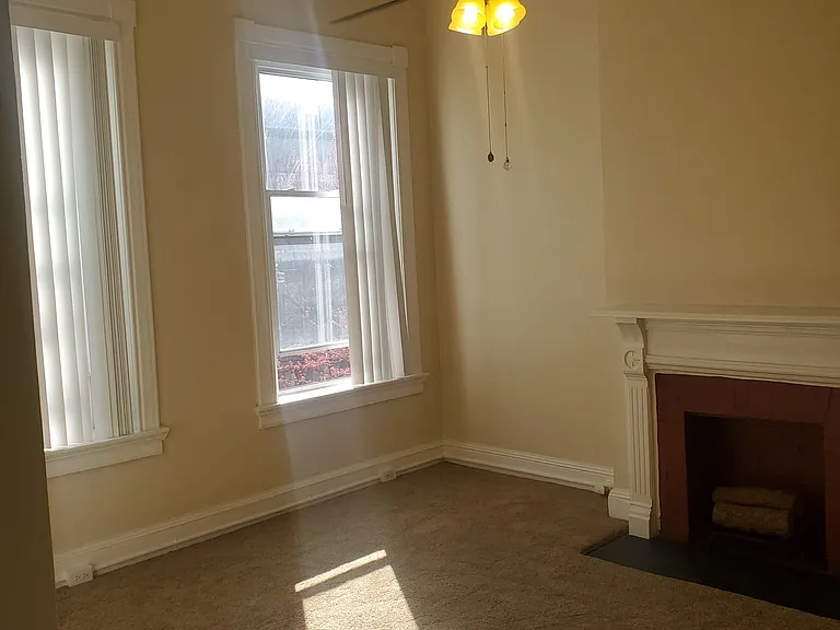 2106 Saint Paul St #2F — Photo 7