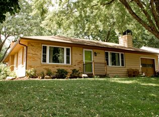 1735 S 53rd St, Lincoln, NE 68506