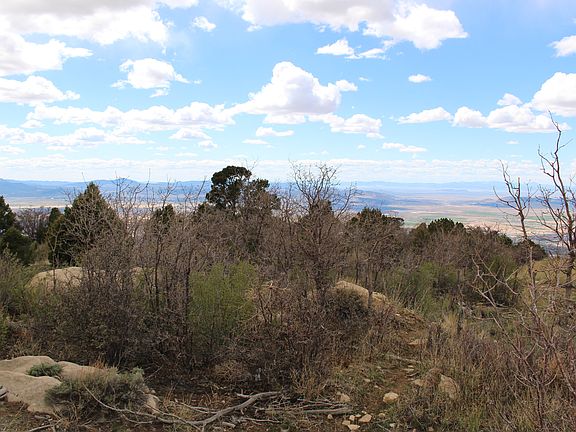 3rd image of 1133 E High Mountain View Cir
