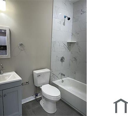 2nd image of 5320 Vine St #2