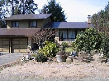 1st image of 769 NE Pinecrest Dr