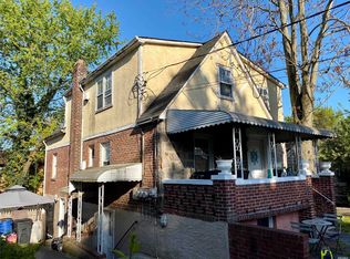 6 Marwood Rd N, Port Washington, NY 11050