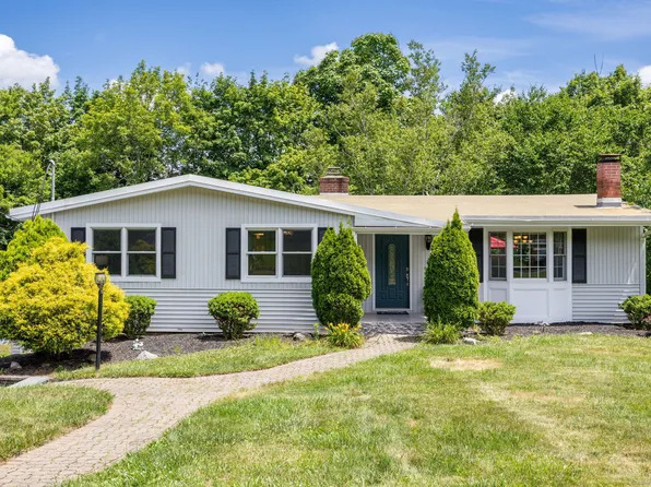 33 Terrace Road, West Hartford, CT 06107