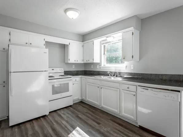 Charming Multifamily Living at 1407 Mana Lane, 1407 Mana Ln APT 6, Chattanooga, TN 37412