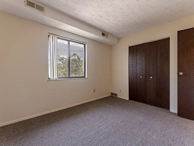 18001 Lakeshore Blvd #101 — Photo 10
