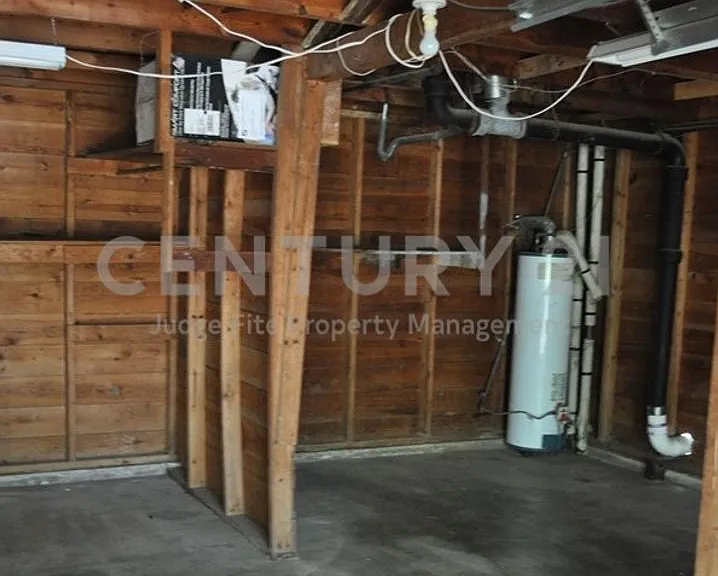309 Normal St — Photo 9