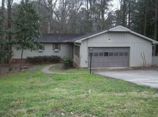 2710 Dale Dr, Marietta, GA 30068