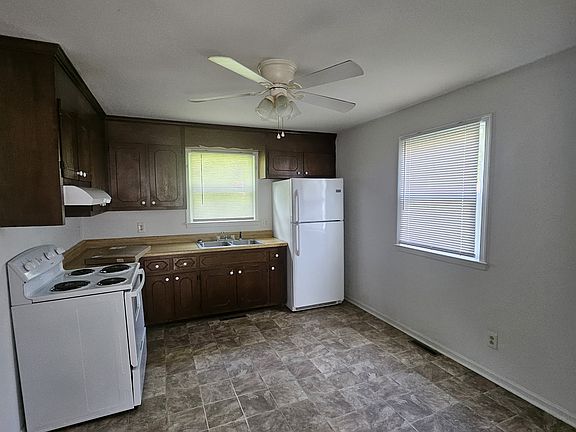 5th image of 1308 Central Ave #1