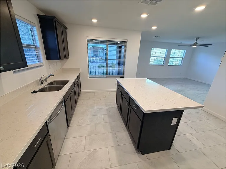 815 Watford Pl — Photo 17