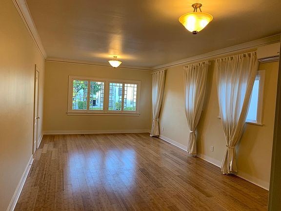 4th image of 344 W Wilson Ave #342-1/2
