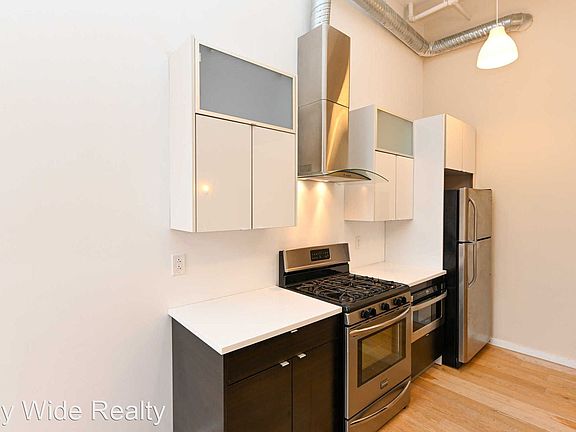 5th image of 726 Market St Unit 906