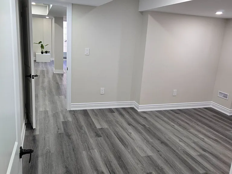12 Pelister Dr #BASEMENT — Photo 11