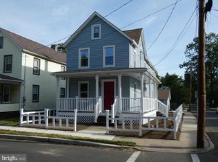 100 1st Ave, Hightstown, NJ 08520