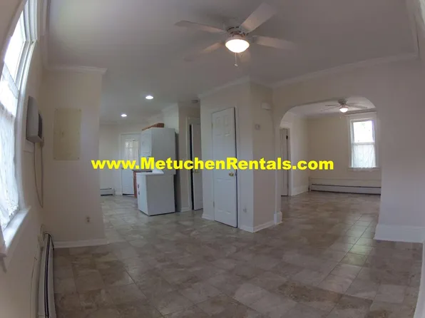 39 John St, Metuchen, NJ