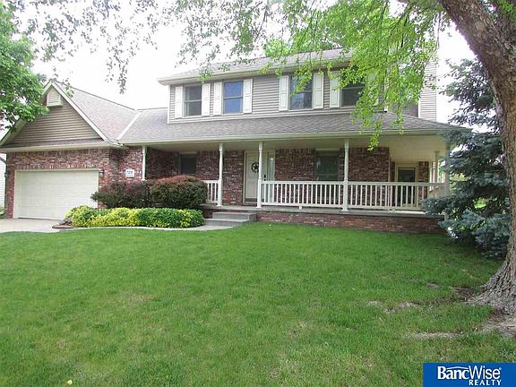 3rd image of 7230 Grand Oaks Dr