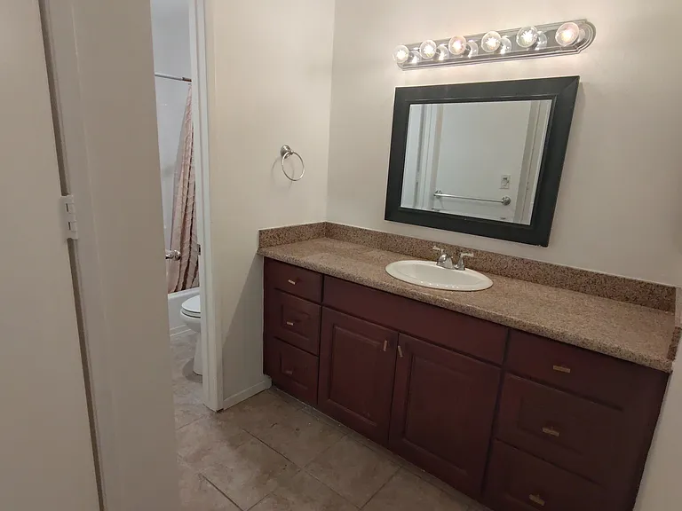 5950 Canterbury Dr #C214 — Photo 11