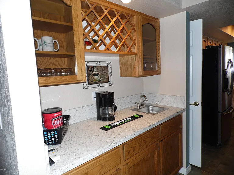 621 Pueblo Dr — Photo 9