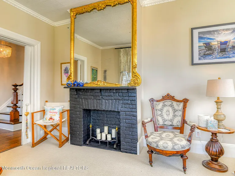 16 Abbott Ave — Photo 10