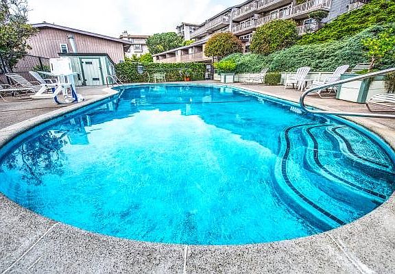 4th image of 6 Lyford Dr APT 9