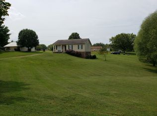 4906 Woodrow Rd, Woodlawn, TN 37191