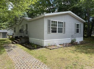2 Rockland Dr, Old Orchard Beach, ME 04064