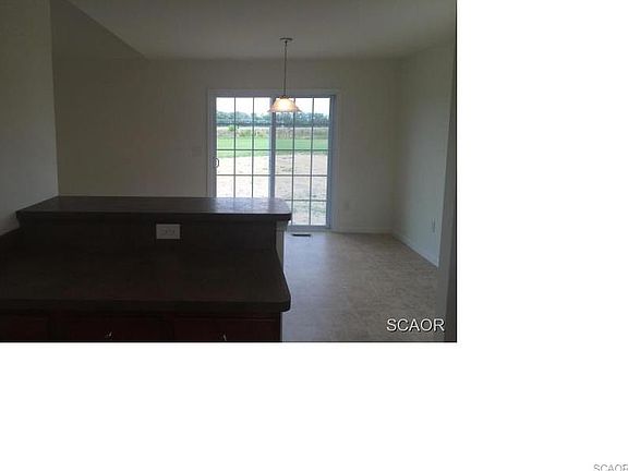 4th image of 7486 Station Ln