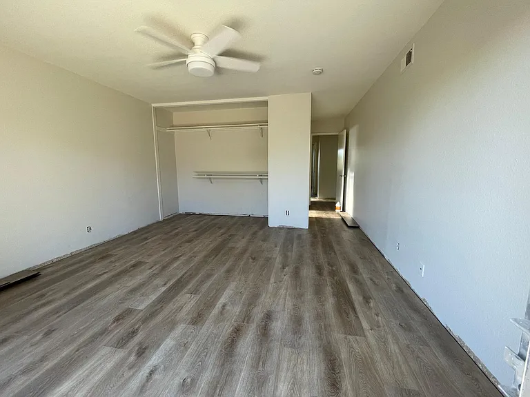 3503 Spruce Ct — Photo 16