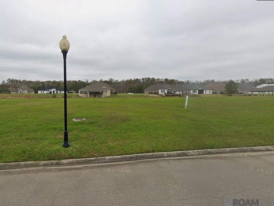 2nd image of 21441 Blue Fin Dr