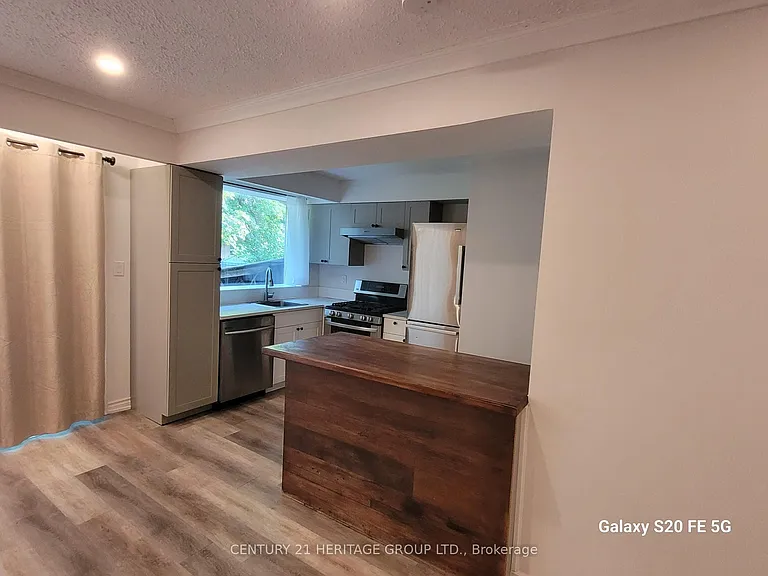 408 Osiris Dr — Photo 4