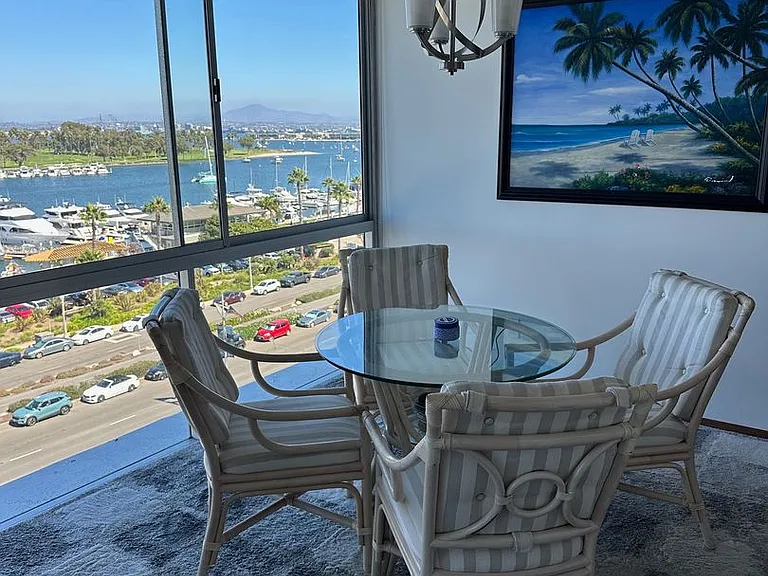 1710 Avenida Del Mundo #607 — Photo 20