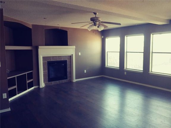 3rd image of 12233 Holy Springs Ct