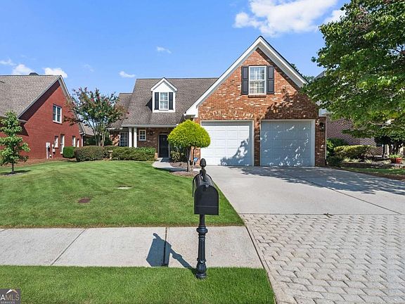 2nd image of 730 Windsor Place Cir SW