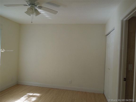 3rd image of 10106 Twin Lakes Dr