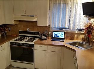 435 Scituate Ave #1-1B, Cranston, RI 02921