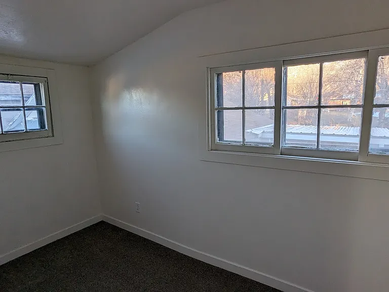 238 N 300 W #2 — Photo 3